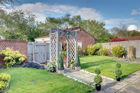 4 bedroom detached house for sale, Murray Park, Stanley, DH9