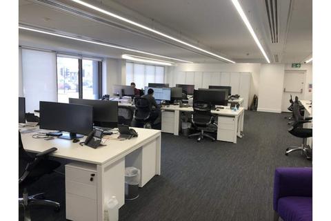 Office to rent, Pannell House, Guildford, GU1 4HN