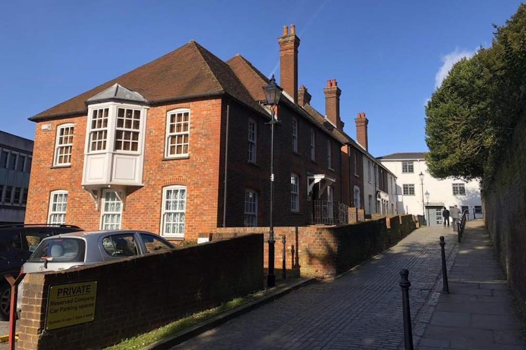 Waltham House, Guildford, GU1 3TZ Office to rent