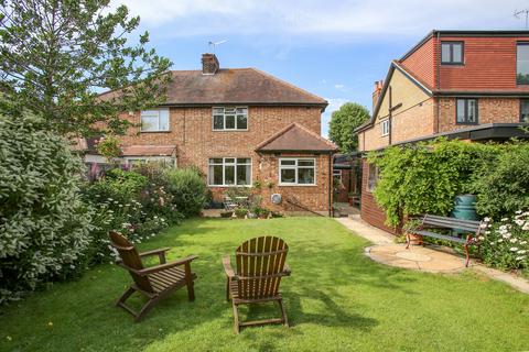 13 Vallis Way, London, W13 0DD