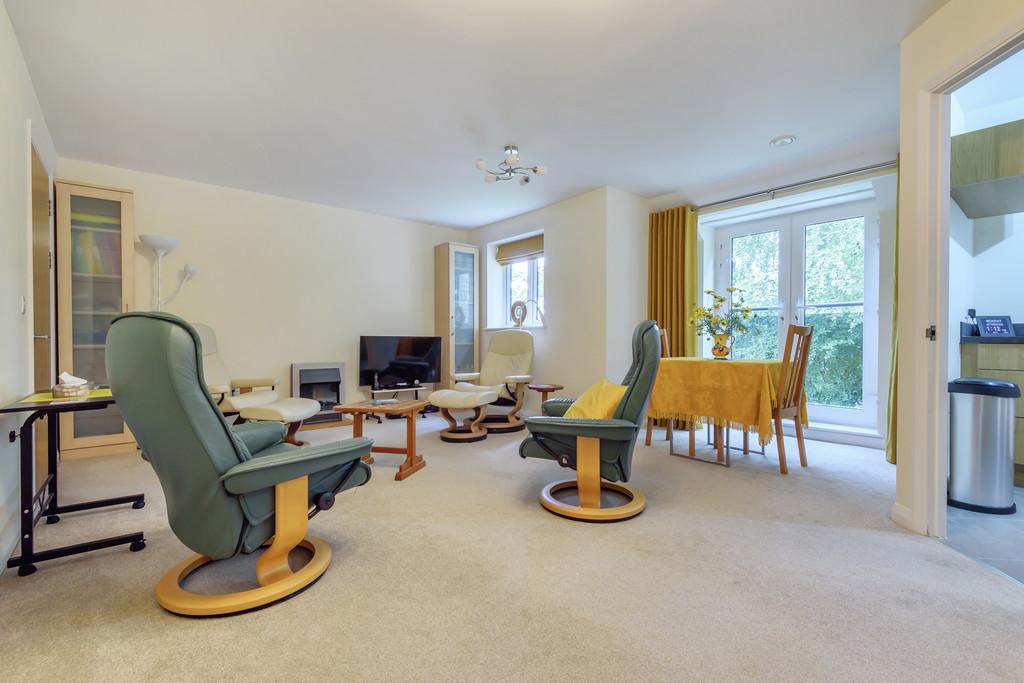 Open Plan Living/Dining Room