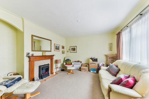 263 Holburne Road, London, SE3 8HF