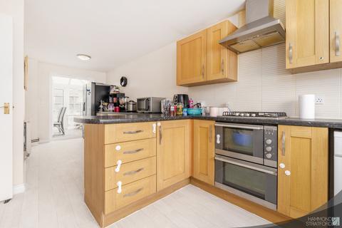 9 Camelia Close, Hethersett, Norwich, NR9 3FL