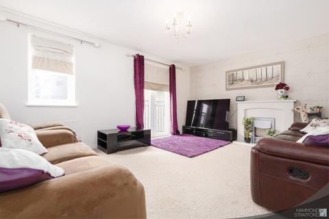 9 Camelia Close, Hethersett, Norwich, NR9 3FL