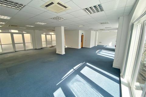 Office to rent, Unit 2, Canute House, Durham Wharf Drive, Brentford, TW8 8HP