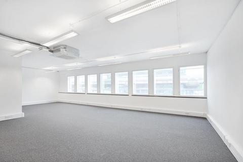 Office to rent, Q WEST, International House, Great West Road, Brentford, TW8 0GP