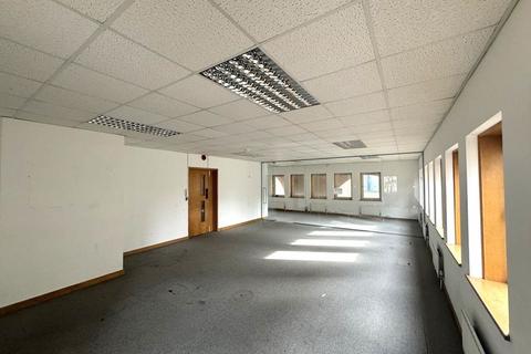 Office to rent, 1st Floor Suite A, Saracen House, Swan Street, Old Isleworth, TW7 6RJ