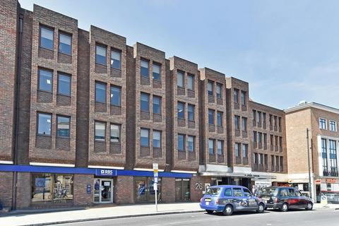 Office to rent - Oriel House, 26 The Quadrant, Richmond, TW9 1DL