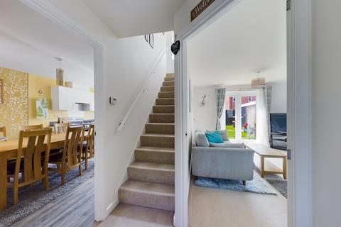22 Ancient Drive, Woodlands, Doncaster, DN6 7FN