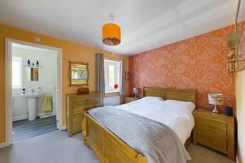 22 Ancient Drive, Woodlands, Doncaster, DN6 7FN