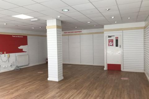 Retail property (high street) to rent, Retail and Basement, 17 Westgate Street, Gloucester, GL1 2NW