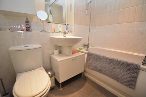 2 bedroom apartment for sale - Mulberry Court, Stratford Road, Shirley