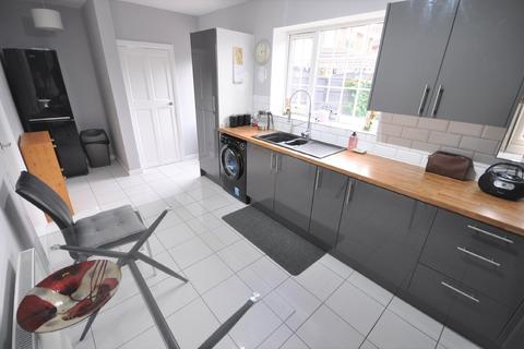 38 Grange Road, Moorends, Doncaster, DN8 4LS