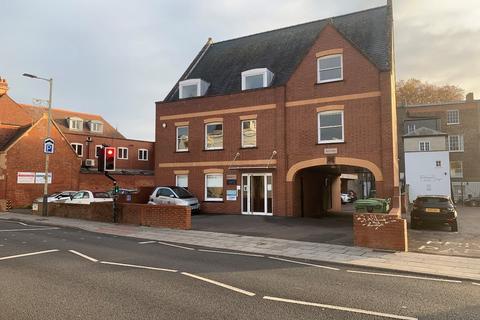 Office to rent - Second Floor, Royal Mews, St Georges Place, Cheltenham, GL50 3PQ