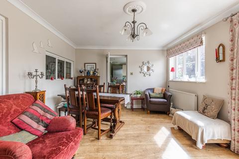 4 bedroom detached bungalow for sale - Taverham