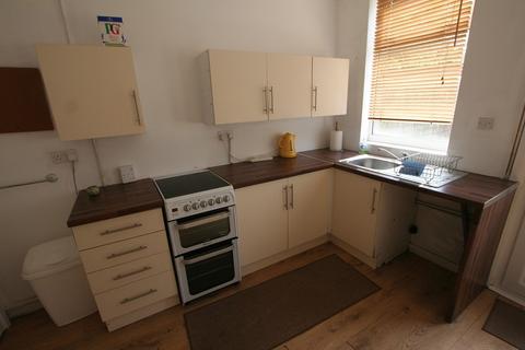 2 bedroom terraced house for sale - Oldfield Road, Ellesmere Port, Cheshire. CH65