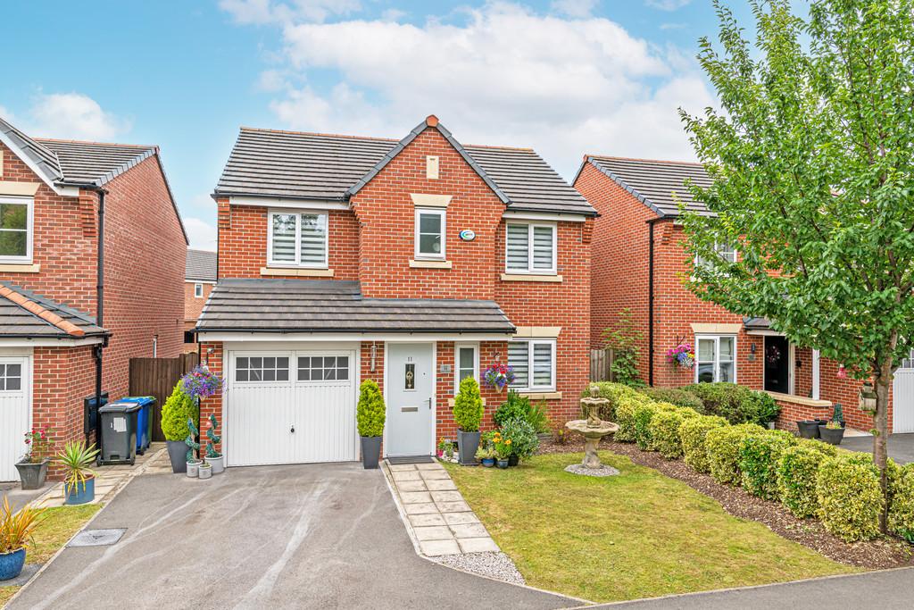 Wade Avenue, Warrington 4 bed detached house £415,000