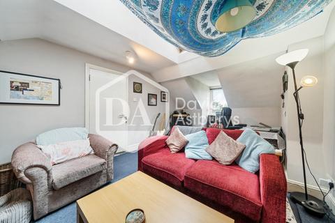 1 bedroom flat to rent, Camden Road, Holloway, London