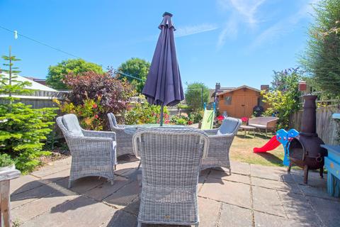 40 Deacons Drive, Portslade, Brighton, BN41 2FJ