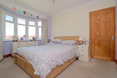 40 Deacons Drive, Portslade, Brighton, BN41 2FJ