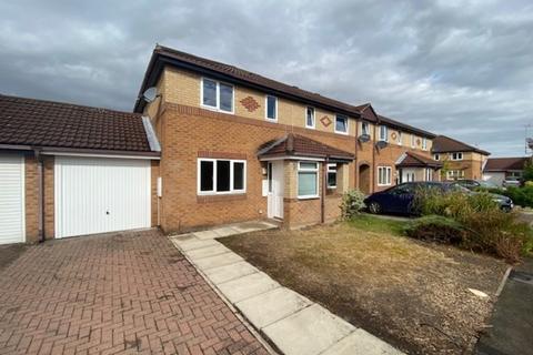 3 bedroom semi-detached house to rent, Redmires Close, Clifton Moor