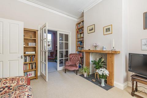 13 Leythe Road, London, W3 8AW
