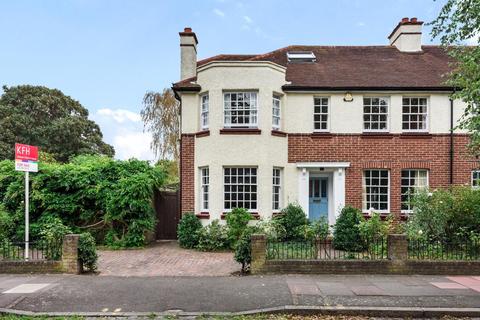 31 Queens Road, Beckenham, BR3 4JJ