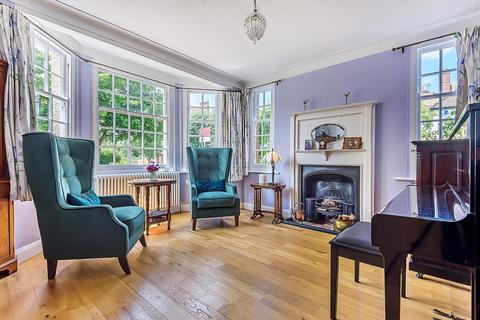 31 Queens Road, Beckenham, BR3 4JJ