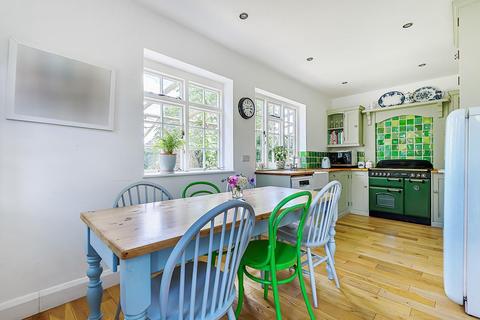 31 Queens Road, Beckenham, BR3 4JJ