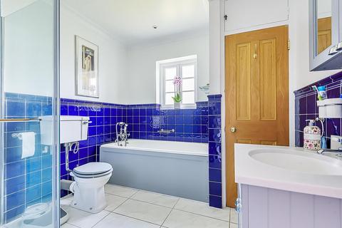 31 Queens Road, Beckenham, BR3 4JJ