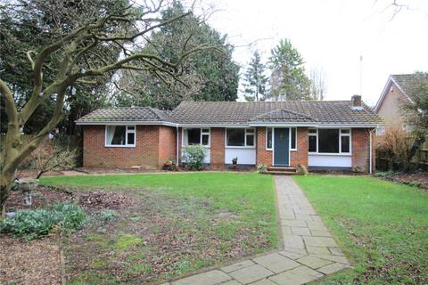 5 bedroom bungalow to rent, Two Dells Lane, Ashley Green, Chesham, HP5