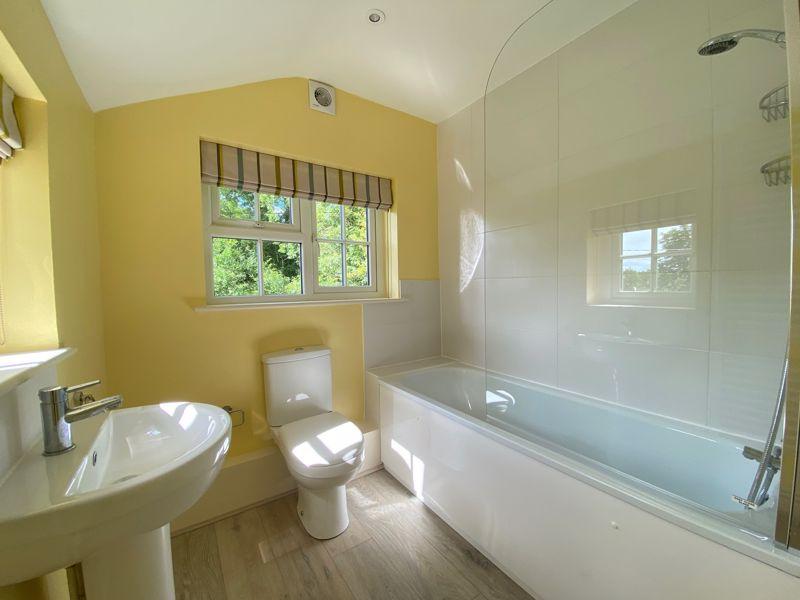 Master Ensuite