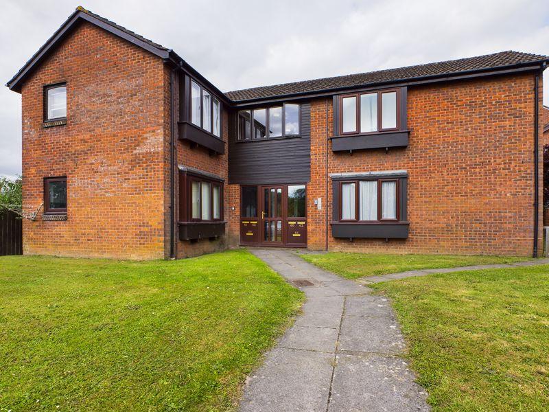 Limeslade Close Fairwater Cardiff CF5 3EL 1 bed apartment for sale £