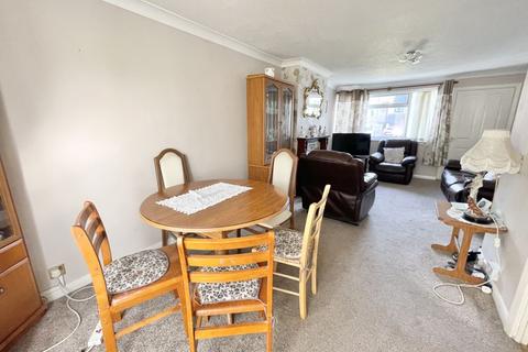 35 Brailes Drive, Sutton Coldfield, B76 2UW