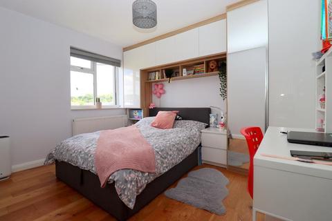 172 Benson Close, Luton, LU3 3QR