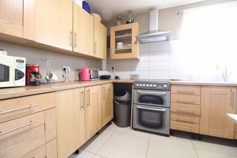 2 bedroom flat for sale, High Street South, Dunstable