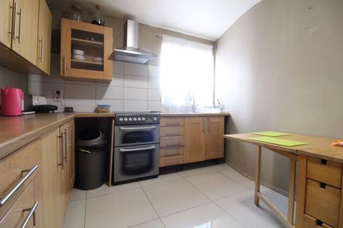 2 bedroom flat for sale, High Street South, Dunstable