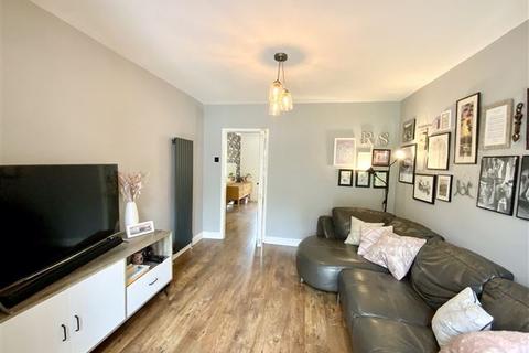 16 Normanton Grove, Sheffield, S13 7BE