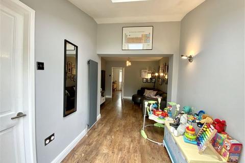 16 Normanton Grove, Sheffield, S13 7BE