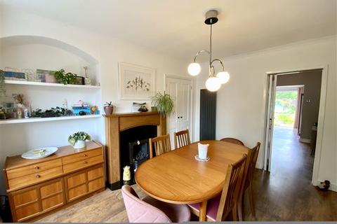 16 Normanton Grove, Sheffield, S13 7BE