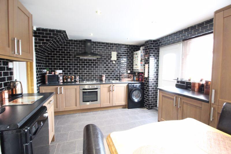 Lilac Walk, Hebburn 3 bed semidetached house for sale £145,000
