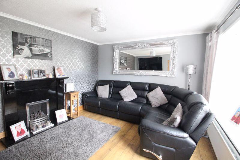 Lilac Walk, Hebburn 3 bed semidetached house £145,000