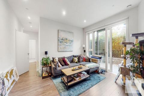 2 bedroom apartment to rent, Theshoreline Building,  Newnton Close, London