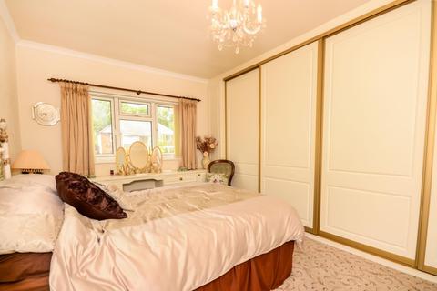 109 Bradway Road, Sheffield, S17 4QS