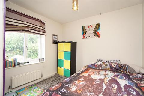 104 Fern Road, Sheffield, S6 5AX