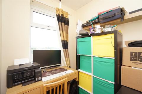 104 Fern Road, Sheffield, S6 5AX