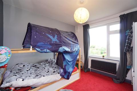 156 Derbyshire Lane, Sheffield, S8 8SE
