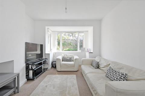 8 Bole Hill Road, Sheffield, S6 5DD