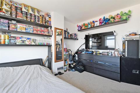8 Bole Hill Road, Sheffield, S6 5DD