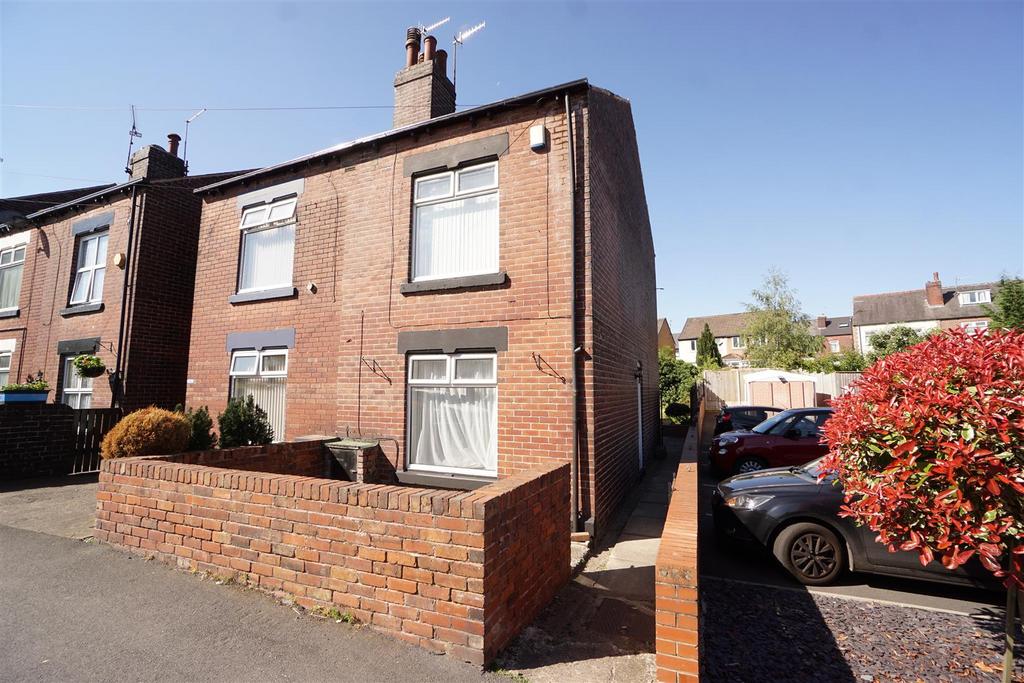 Woodseats Road, Woodseats, Sheffield, S8 0PQ 2 bed semidetached house